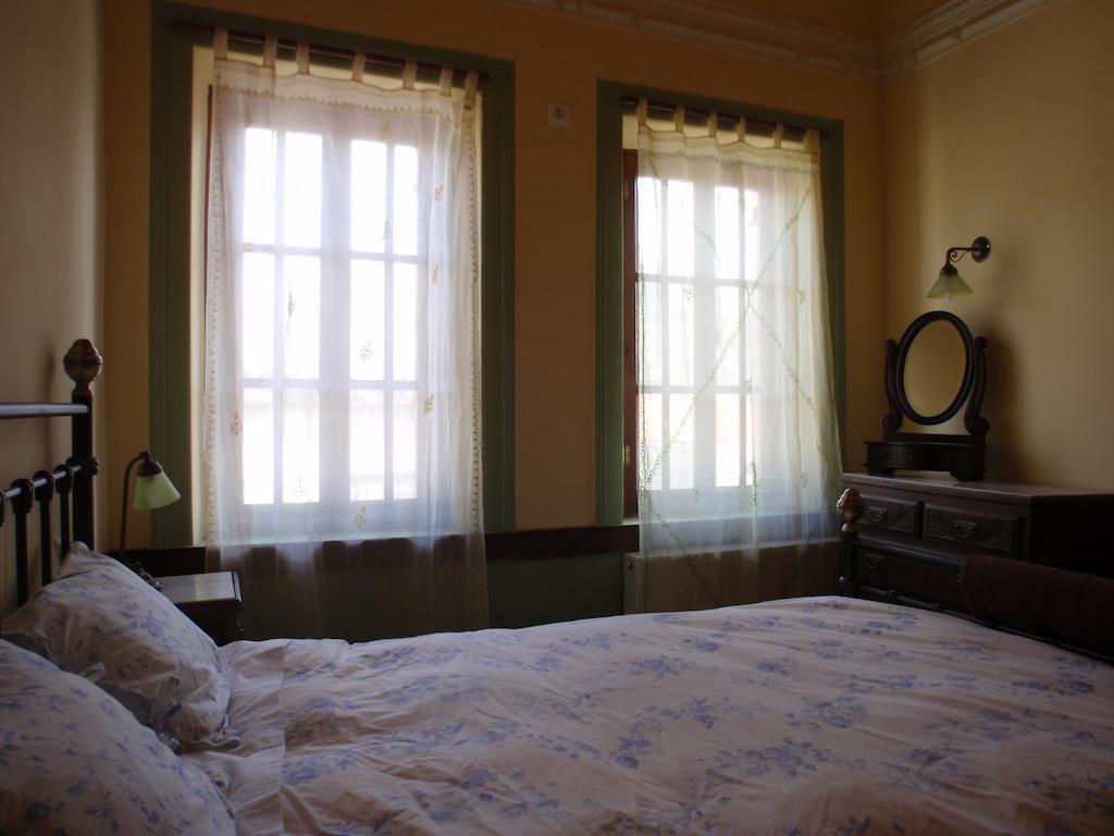 Villa Notia Skála Eresoú Habitación foto