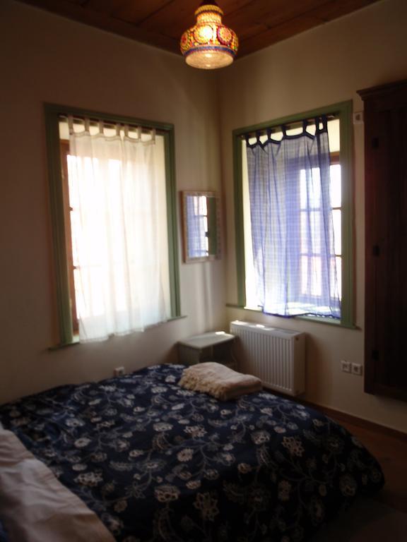 Villa Notia Skála Eresoú Habitación foto